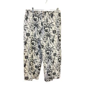 Herman Geist Stretch  printed Capris Sz 10 Cream/Black NWT